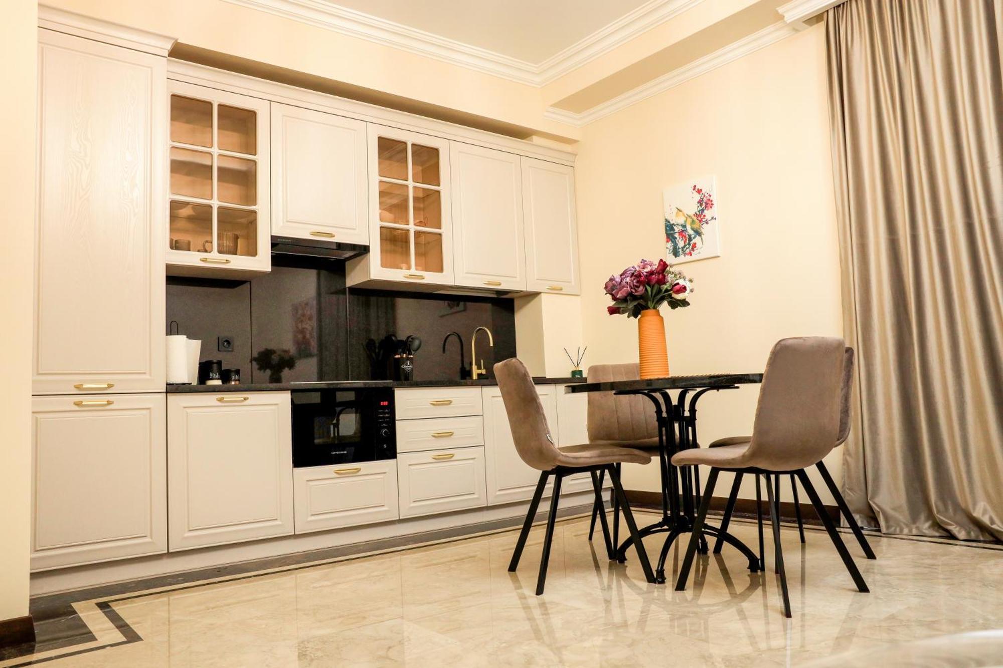 4Elements Apartments Erevan Esterno foto
