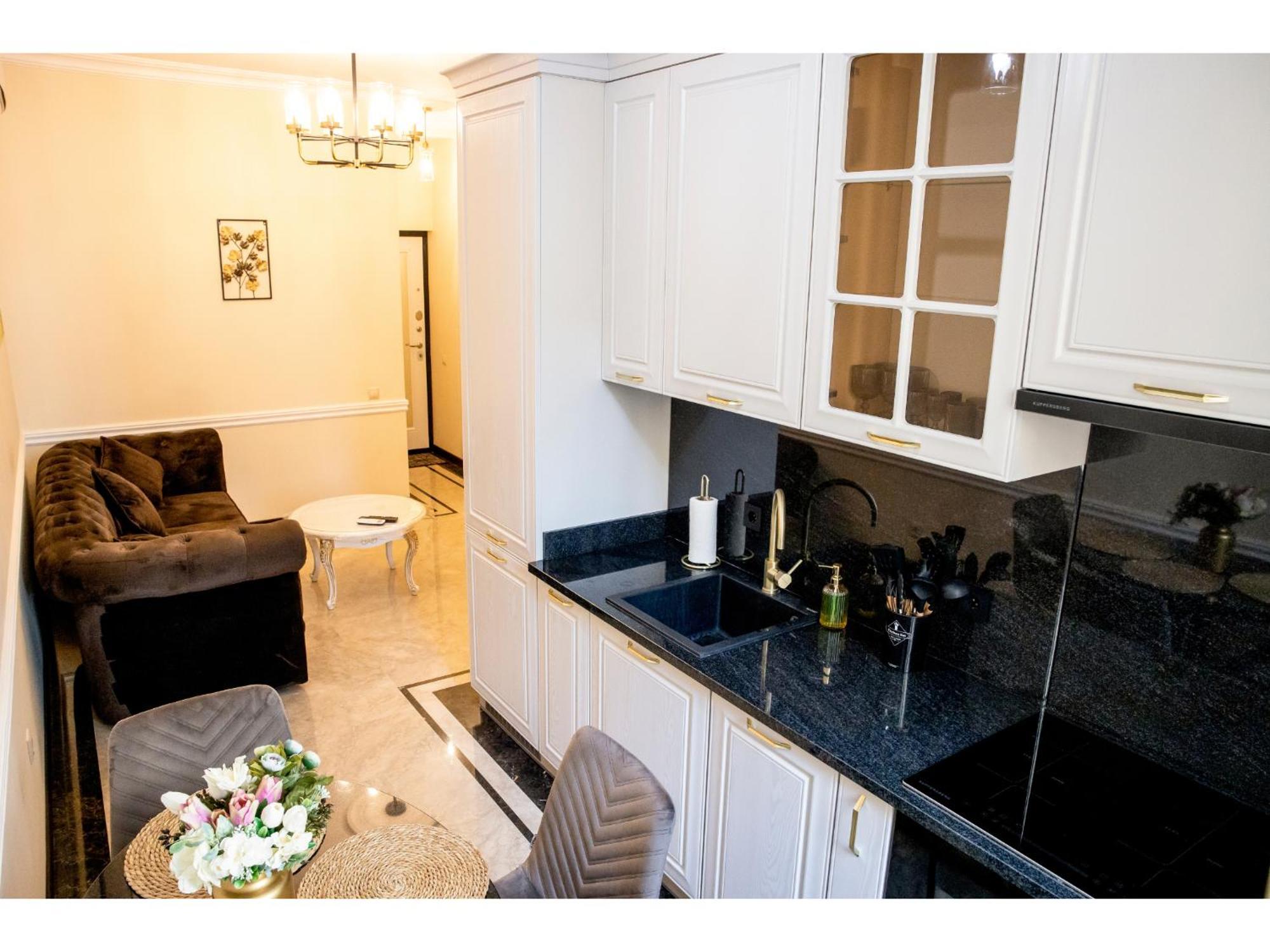 4Elements Apartments - One Br Apartments On Republic Square Erevan Esterno foto
